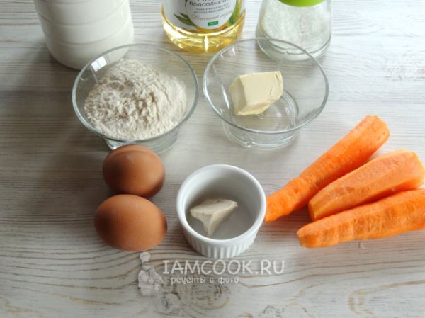 Пирог с морковью и яйцом