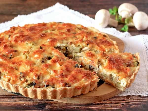 Постный заливной пирог с грибами