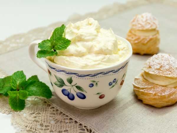 Профитроли со сливочным кремом