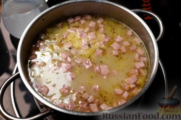 Картофельный суп с ветчиной, горчицей и сливками