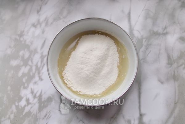 Постный заливной пирог с грибами