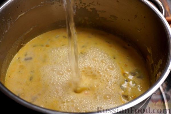 Сырный суп с грибами и кукурузой