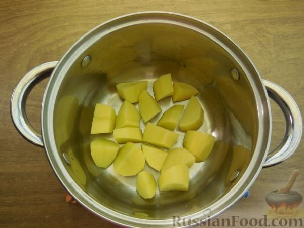 Дрожжевая лепёшка с картофельной начинкой